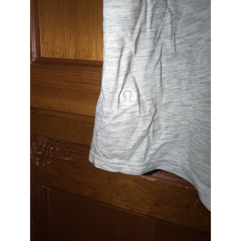 Lululemon Shirt Women's 14 Boatneck Tee T Short Sleeve Run Yoga Gray All Yours - Picture 6 of 6